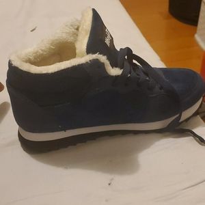 Shoe